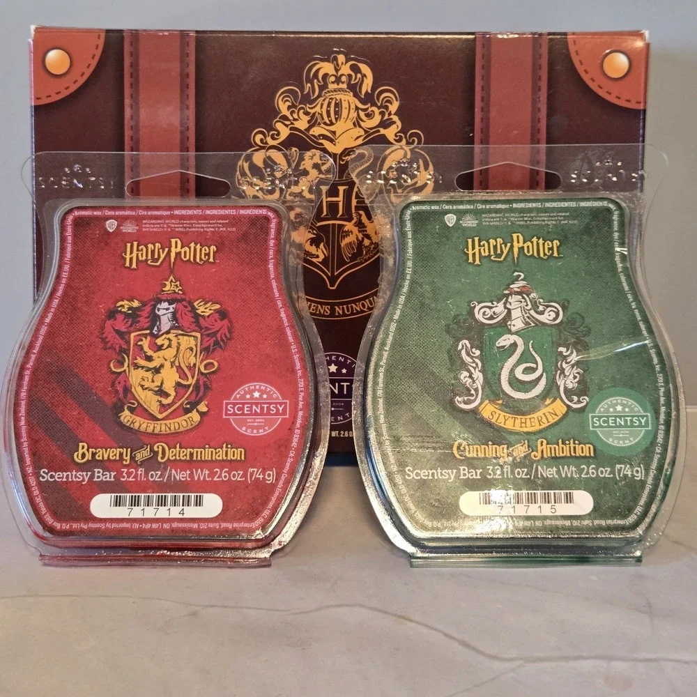 Scentsy HARRY POTTER Hogwarts Houses Wax Bars Collection Box Set w/ 4 Scents NEW